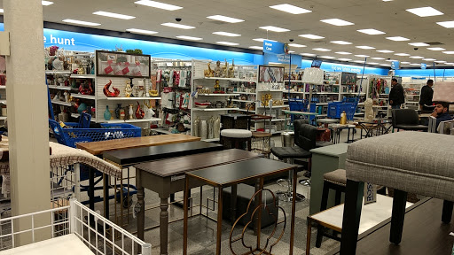 Clothing Store «Ross Dress for Less», reviews and photos, 212 Towne Center Dr, Compton, CA 90220, USA