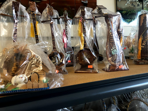 Grocery Store «Valy Vietnamese Oriental Food», reviews and photos, 1147 3rd St, Muskegon, MI 49441, USA