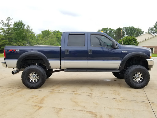 Car Dealer «Pure Automotive», reviews and photos, 4509 Renaissance Pkwy, Warrensville Heights, OH 44128, USA