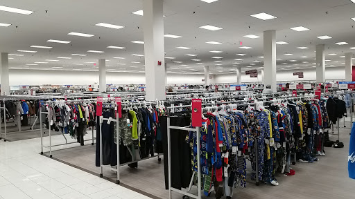 Clothing Store «Burlington Coat Factory», reviews and photos, 271 Cottage Grove Rd, Bloomfield, CT 06002, USA