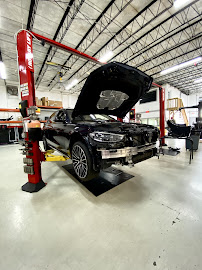 Euromotive Performance Service & Repair for Audi, Bentley, BMW, Land Rover, McLaren, Mercedes, & Porsche in Hallandale Beach - Photo 2 - Car repair in Hallandale Beach, FL, Hollywood