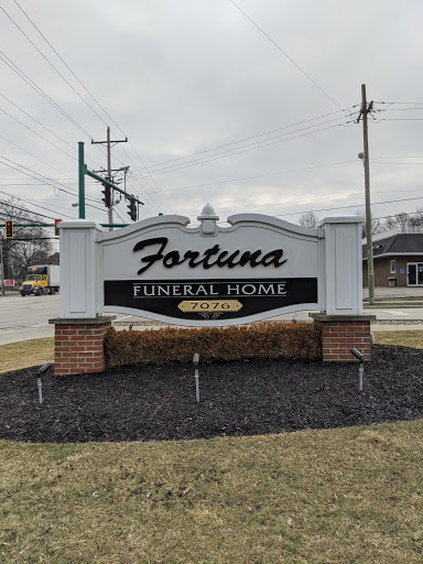 Funeral Home «Fortuna Funeral Home», reviews and photos, 7076 Brecksville Rd, Cleveland, OH 44131, USA