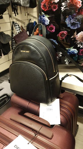 Shopping Mall «Shops at CenterPoint», reviews and photos, 3665 28th St SE, Grand Rapids, MI 49512, USA