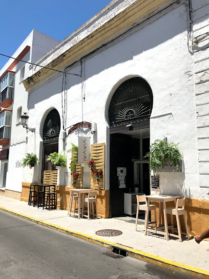 Viavai Gastrobar - C. Jesús Nazareno, 18, 11130 Chiclana de la Frontera, Cádiz, Spain