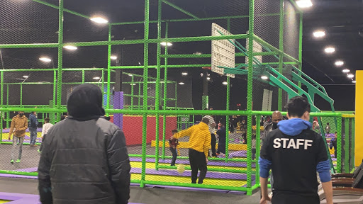 Shopping Mall «Putnam Place Shopping Center», reviews and photos, 1245 Dixwell Ave, Hamden, CT 06514, USA