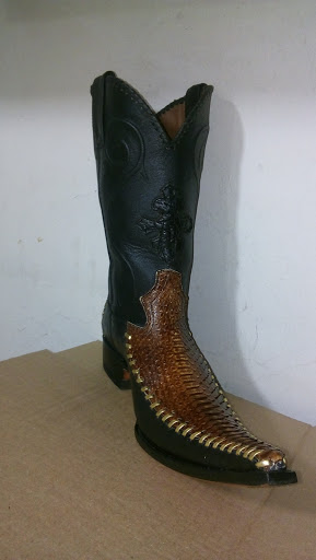 Sanchoz Boots