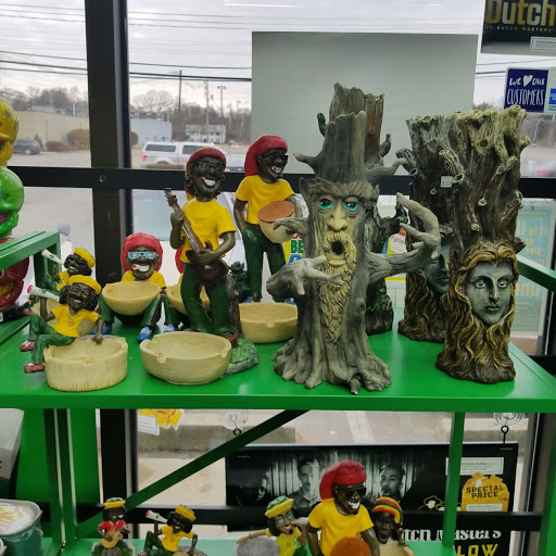 Tobacco Shop «Brockton smoke shop», reviews and photos, 793 Crescent St #1, Brockton, MA 02302, USA