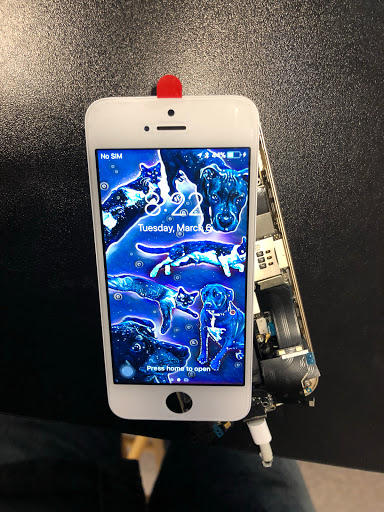 Electronics Repair Shop «iRepair - Cell Phone Repair», reviews and photos, 4251 Winder Hwy e, Flowery Branch, GA 30542, USA