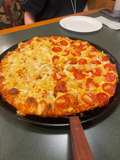Round Table Pizza