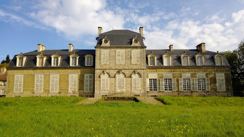 Château de Montigny à Villeneuve-en-Perseigne