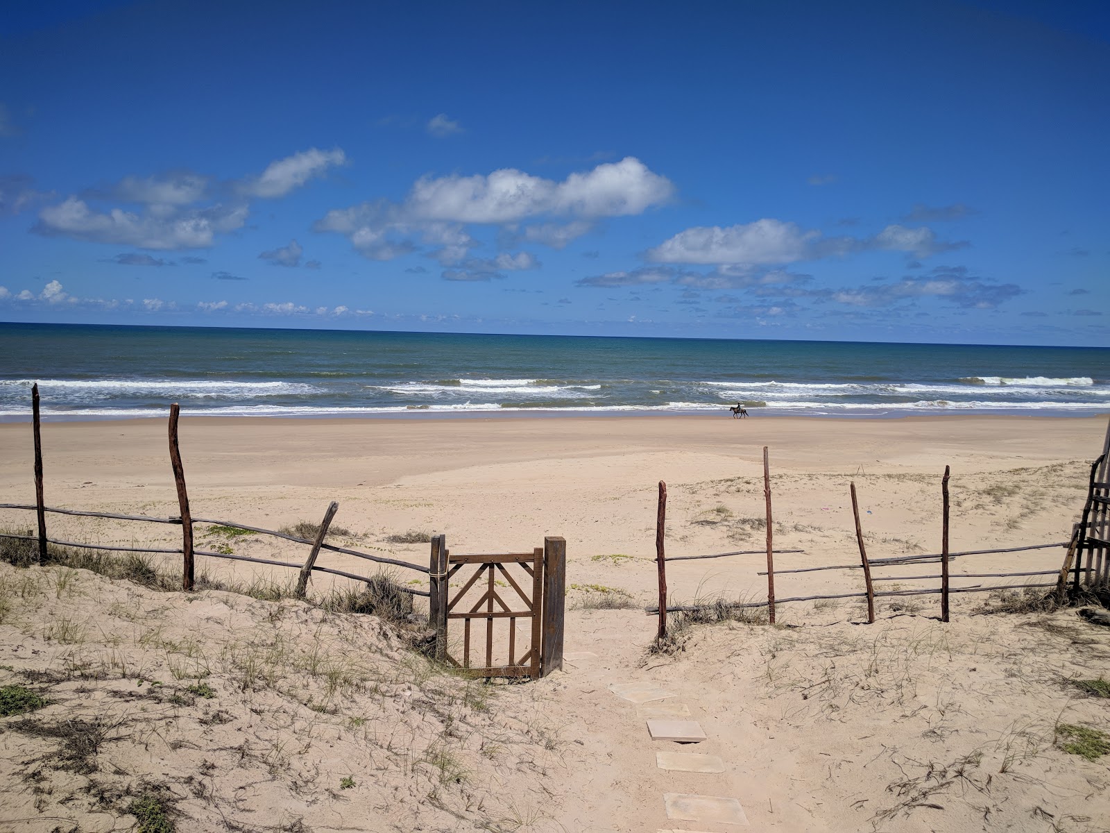 Foto von Praia do Conde mit sehr sauber Sauberkeitsgrad