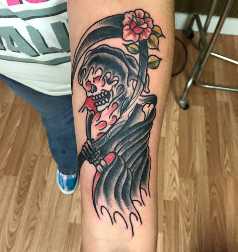 Body Piercing Shop «The Upper Darby Inkwell Tattoo and Body Piercing», reviews and photos, 3726 Garrett Rd, Drexel Hill, PA 19026, USA