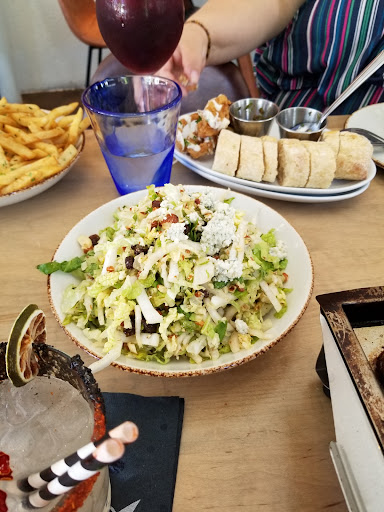 Shopping Mall «Shops On Lake Avenue», reviews and photos, 345 S Lake Ave, Pasadena, CA 91101, USA