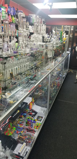 Tobacco Shop «Glass Monkey Smoke Shop», reviews and photos, 7309 E Stetson Dr, Scottsdale, AZ 85251, USA
