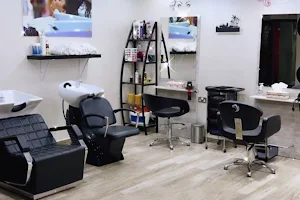 Susha Beauty Centre And Spa image