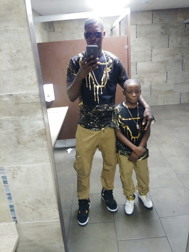 Movie Theater «AMC Dine-In Athens 12», reviews and photos, 1575 Lexington Rd, Athens, GA 30605, USA