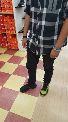 Shoe Store «WSS», reviews and photos, 11820 Firestone Blvd, Norwalk, CA 90650, USA