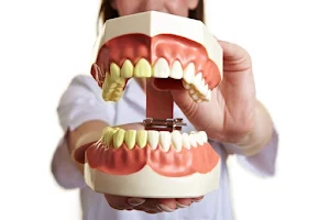 Dr. Asha Loobna BNiamut Dental Clinic image