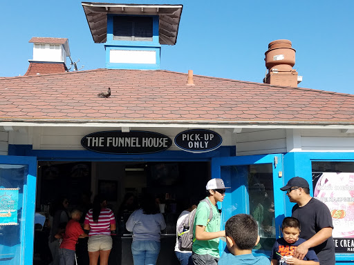 Shopping Mall «Shoreline Village», reviews and photos, 401-435 Shoreline Village Drive, Long Beach, CA 90802, USA