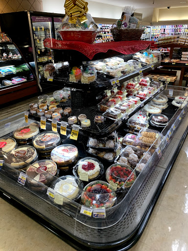 Grocery Store «Safeway», reviews and photos, 205 N 5th Ave, Yakima, WA 98902, USA