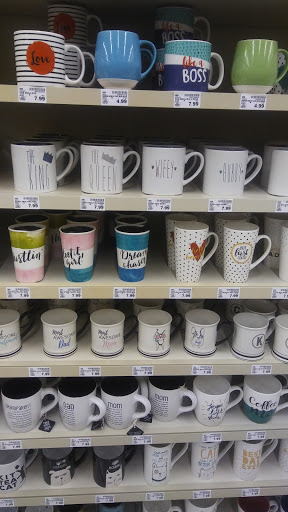 Grocery Store «Fred Meyer», reviews and photos, 650 Q St, Springfield, OR 97477, USA