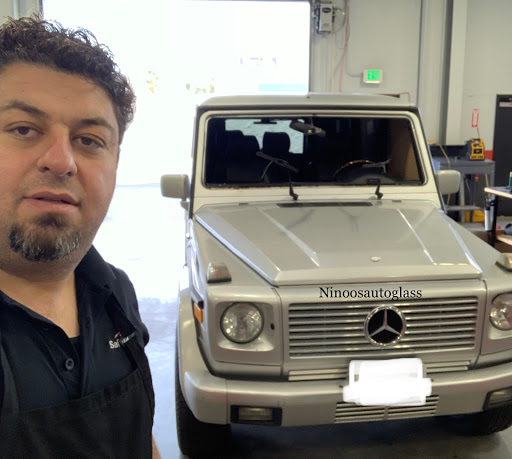 Ninoos Auto Glass image