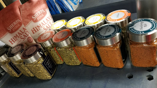 Shopping Mall «Buckhead Crossing Shopping Center», reviews and photos, 2625 Piedmont Rd NE, Atlanta, GA 30324, USA