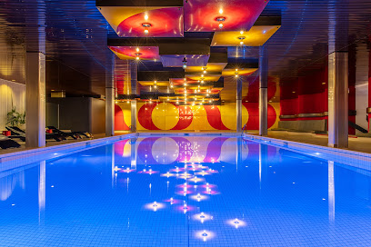 Radisson Blu Pool Inn Club, Basel