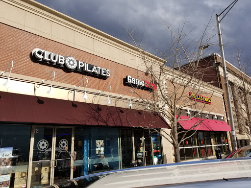 GameStop, 17 W Palisade Ave, Englewood, NJ 07631, USA, 