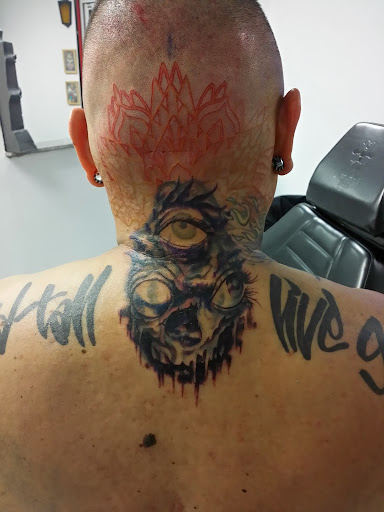 Tattoo Shop «Cali Soul Tattoo», reviews and photos, 4751 N Blackstone Ave, Fresno, CA 93726, USA