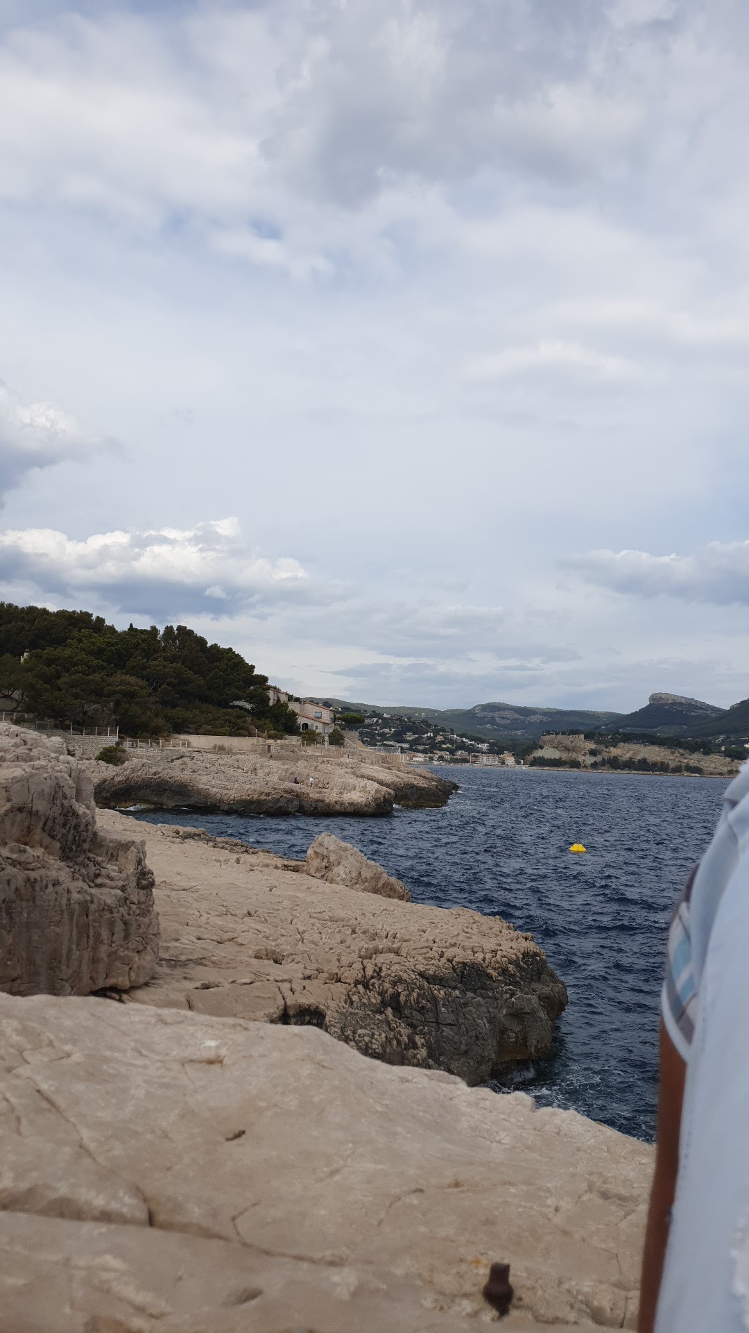 Photo n° 1 de l'avis de MIMOUN.e fait le 15/07/2019 à 14:43