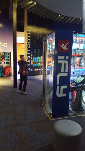 Skydiving Center «iFLY», reviews and photos, 800 W Scott St, Chicago, IL 60610, USA