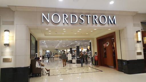 Department Store «Nordstrom Twelve Oaks Mall», reviews and photos, 27640 Novi Rd, Novi, MI 48377, USA