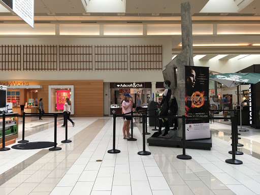Shopping Mall «Oxmoor Center», reviews and photos, 7900 Shelbyville Rd, Louisville, KY 40222, USA