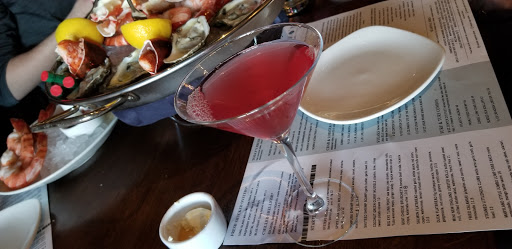 Seafood Restaurant «Devon Seafood + Steak», reviews and photos, 27 W Chocolate Ave, Hershey, PA 17033, USA