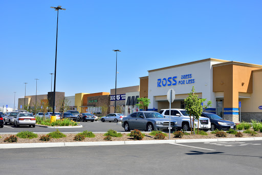 Clothing Store «Ross Dress for Less», reviews and photos, 720 Woollomes Ave, Delano, CA 93215, USA
