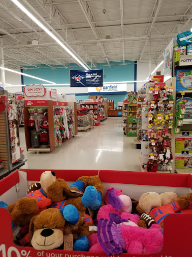 Pet Supply Store «PetSmart», reviews and photos, 70 Worcester-Providence Turnpike #240, Millbury, MA 01527, USA