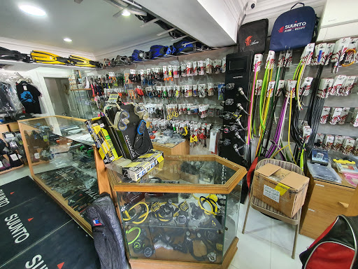 Diving shops in Cairo