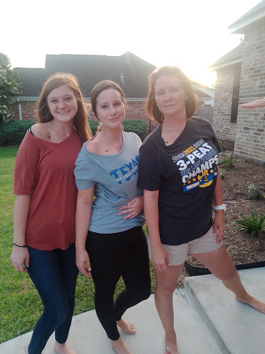 Tattoo Shop «Cross Roads Tattoo and Piercing», reviews and photos, 2070 Texas Ave, Bridge City, TX 77611, USA