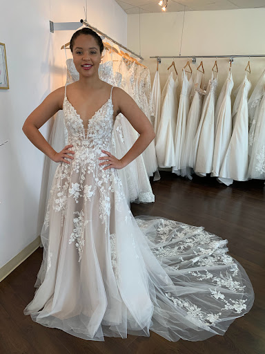 Bridal Shop «Flares bridal + formal», reviews and photos, 1700 N Broadway #100, Walnut Creek, CA 94596, USA