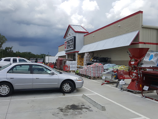Home Improvement Store «Tractor Supply Co.», reviews and photos, 5359 W US Hwy 90, Lake City, FL 32055, USA