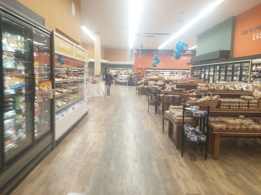 Grocery Store «Hannaford Supermarket», reviews and photos, 21 Essex Way, Essex Junction, VT 05452, USA