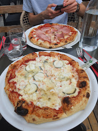 Plats et boissons du Pizzeria Pizza di napoli à Tours - n°14