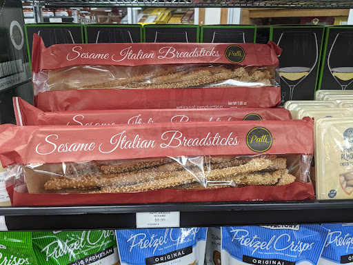 Liquor Store «Crown Wine & Spirits», reviews and photos, 1590 S Dixie Hwy, Coral Gables, FL 33146, USA