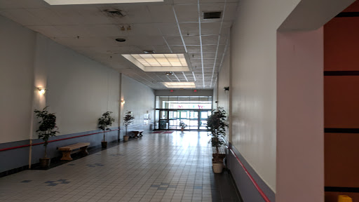 Shopping Mall «Wakefield Mall», reviews and photos, 160 Old Tower Hill Rd, Wakefield, RI 02879, USA