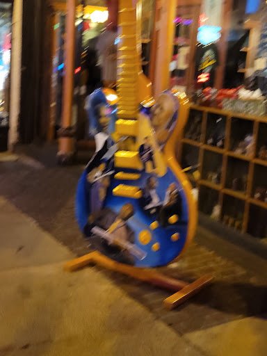 Tourist Attraction «Elvis Statue», reviews and photos, 115 Beale St, Memphis, TN 38103, USA