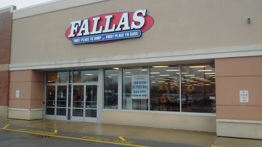 Fallas Stores, 8315 Indianapolis Blvd, Highland, IN 46322, USA, 