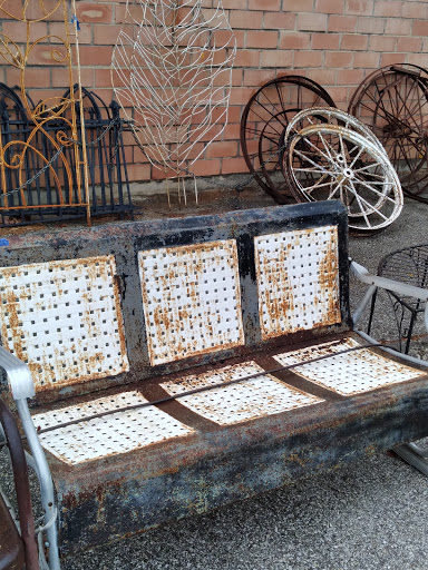 Antique Store «Finders Keepers Market», reviews and photos, 1303 C St, Floresville, TX 78114, USA