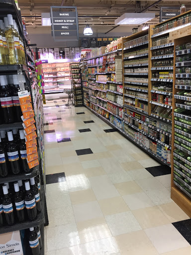 Grocery Store «Whole Foods Market», reviews and photos, 7511 Leesburg Pike, Falls Church, VA 22043, USA