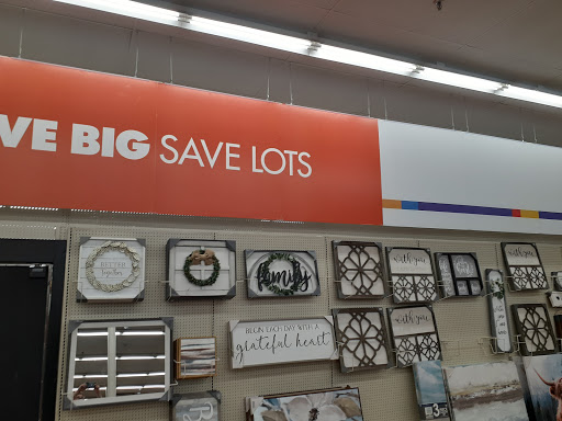 Discount Store «Big Lots», reviews and photos, 15 E 6th St, Bellevue, KY 41073, USA